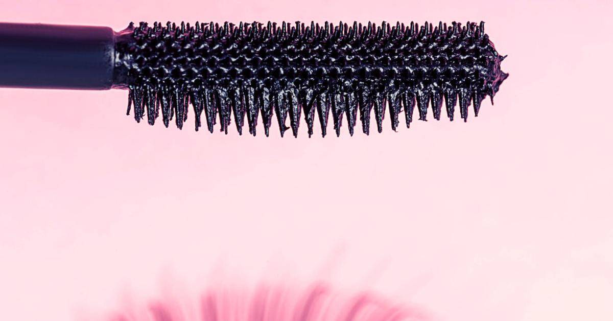 How to Revive Your Dry Mascara